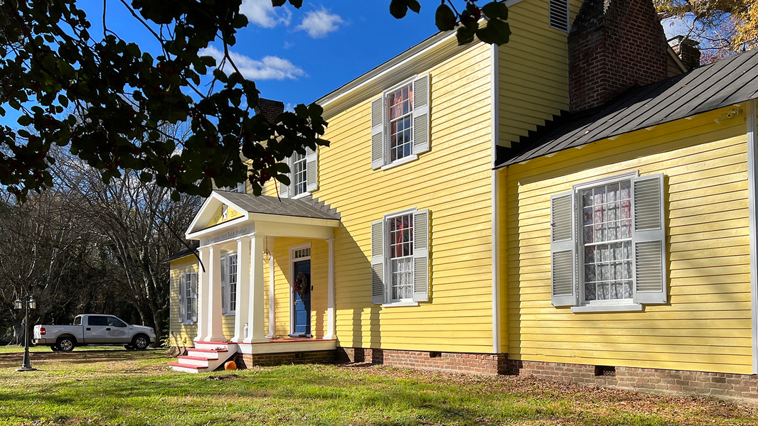 Cover photo of The Sunnyside Sisters Bed and Breakfast, With a Dutch Touch.